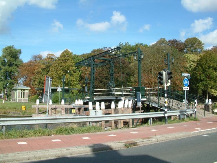 Nieuwe Tolbrug in Voorburg (Wikimedia commons)